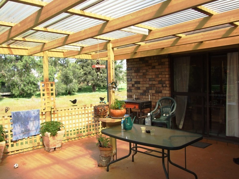 17 Casuarina Close, Burrill Lake NSW 2539