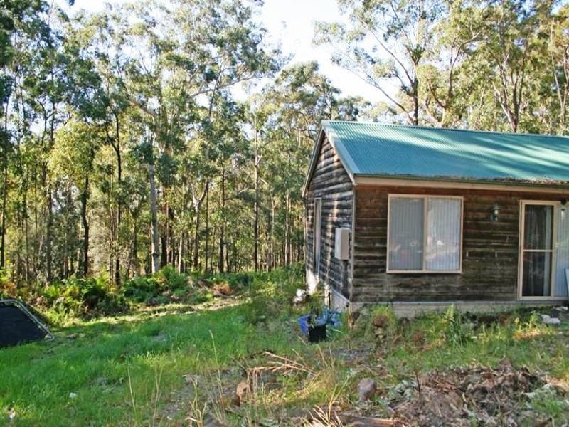 4 Robertson Place, Ulladulla NSW 2539