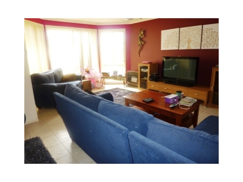 74 Princes Hwy, Lake Tabourie NSW 2539