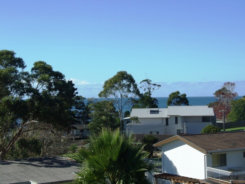 64 Seaview Street, Mollymook NSW 2539