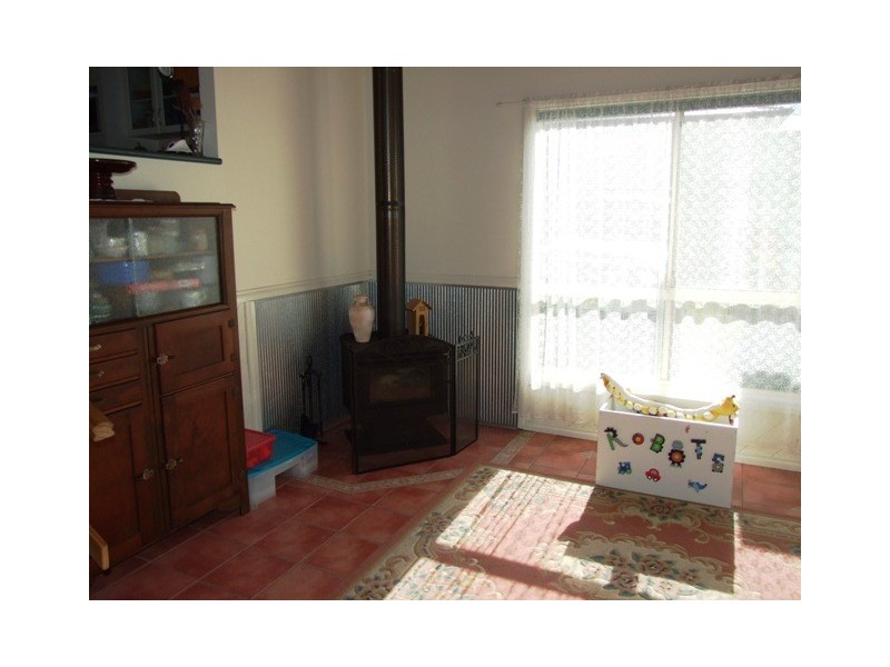 19 Kurrajong Cres, Conjola Park NSW 2539