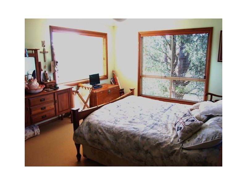 19 Kurrajong Cres, Conjola Park NSW 2539
