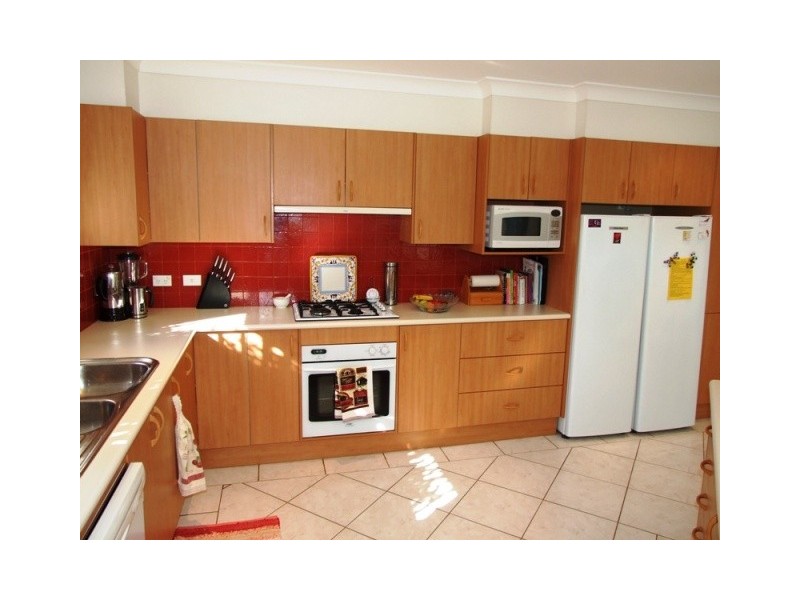 6 Kooralbyn Ave, Mollymook Beach NSW 2539
