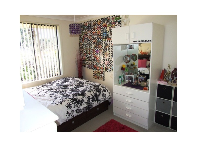 6 Kooralbyn Ave, Mollymook Beach NSW 2539