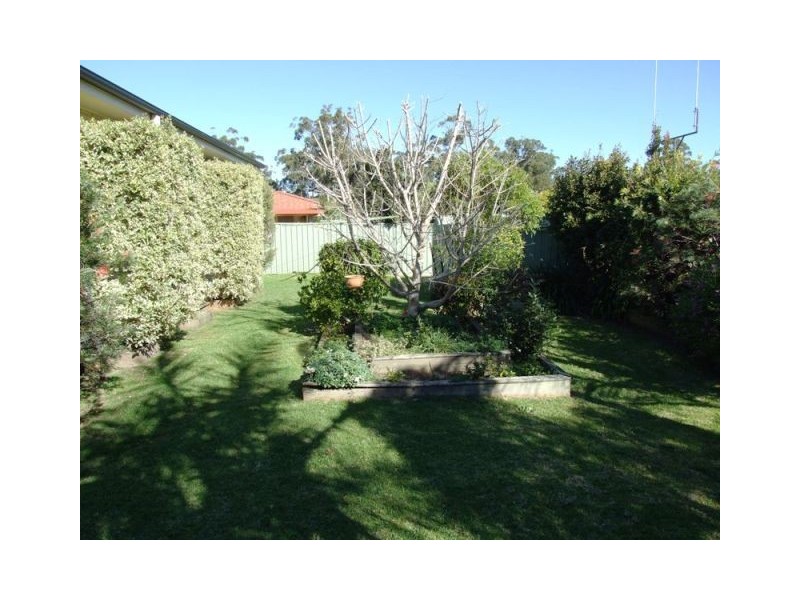 6 Kooralbyn Ave, Mollymook Beach NSW 2539