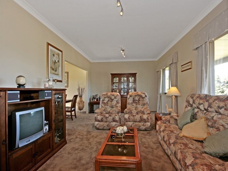 4 Payten Ave, Milton NSW 2538