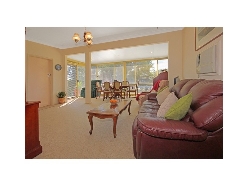 7 Ingold Street, Mollymook NSW 2539