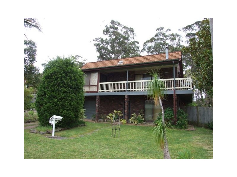 1 Torquay Drive, Lake Tabourie NSW 2539
