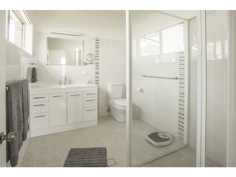 4 Walpole Avenue, Ulladulla NSW 2539