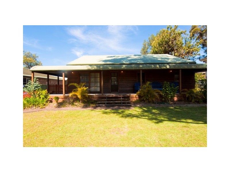 24 Normandy Street, Narrawallee NSW 2539