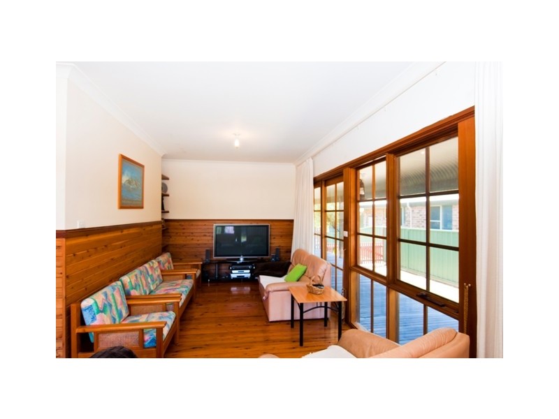 24 Normandy Street, Narrawallee NSW 2539