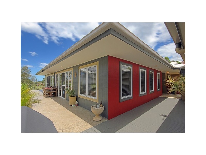 84 Golf Ave, Mollymook NSW 2539