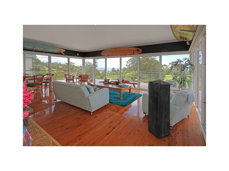 84 Golf Ave, Mollymook NSW 2539