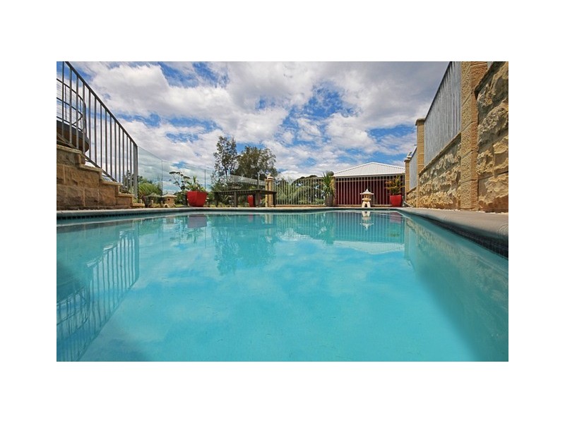 84 Golf Ave, Mollymook NSW 2539