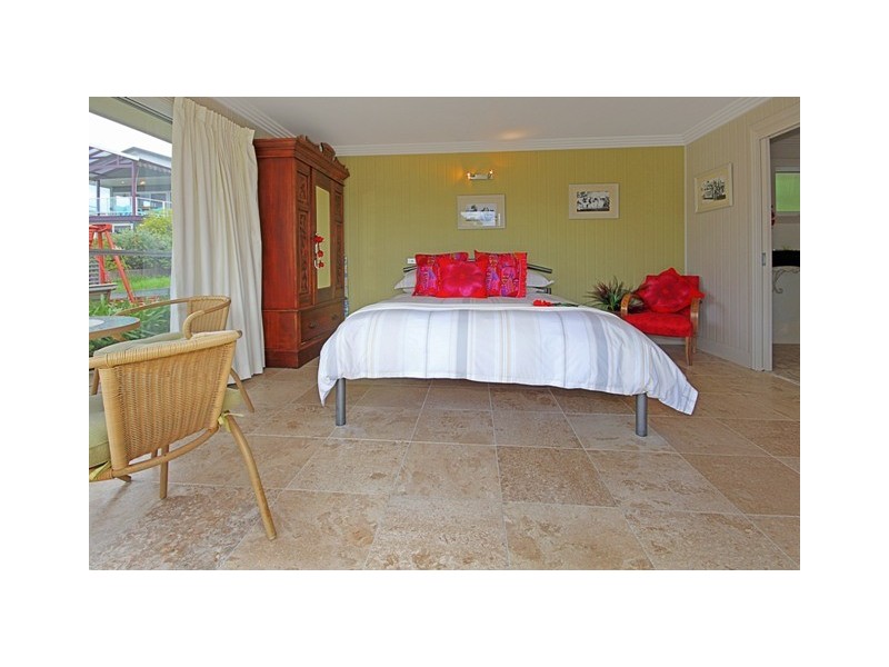 84 Golf Ave, Mollymook NSW 2539