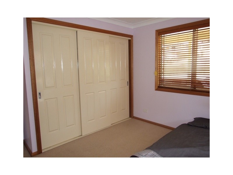 10 Edward Ave, Kings Point NSW 2539