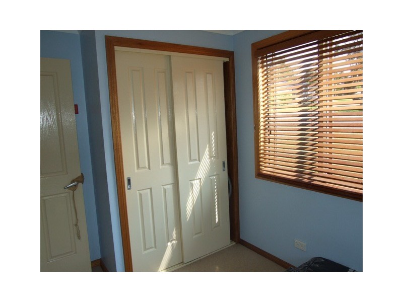 10 Edward Ave, Kings Point NSW 2539