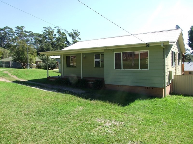 10 Edward Ave, Kings Point NSW 2539