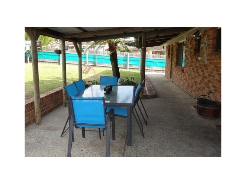 2 Cooper Grove, Ulladulla NSW 2539