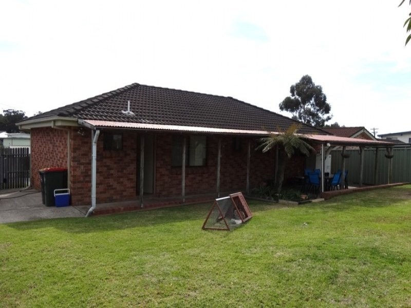 2 Cooper Grove, Ulladulla NSW 2539