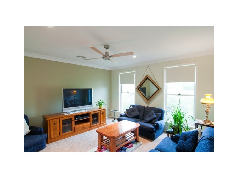 33 Mison Circuit, Mollymook NSW 2539