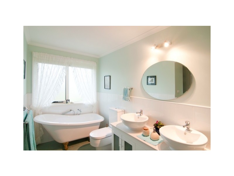 33 Mison Circuit, Mollymook NSW 2539