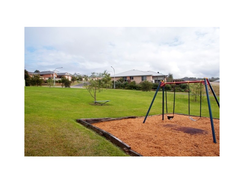 33 Mison Circuit, Mollymook NSW 2539