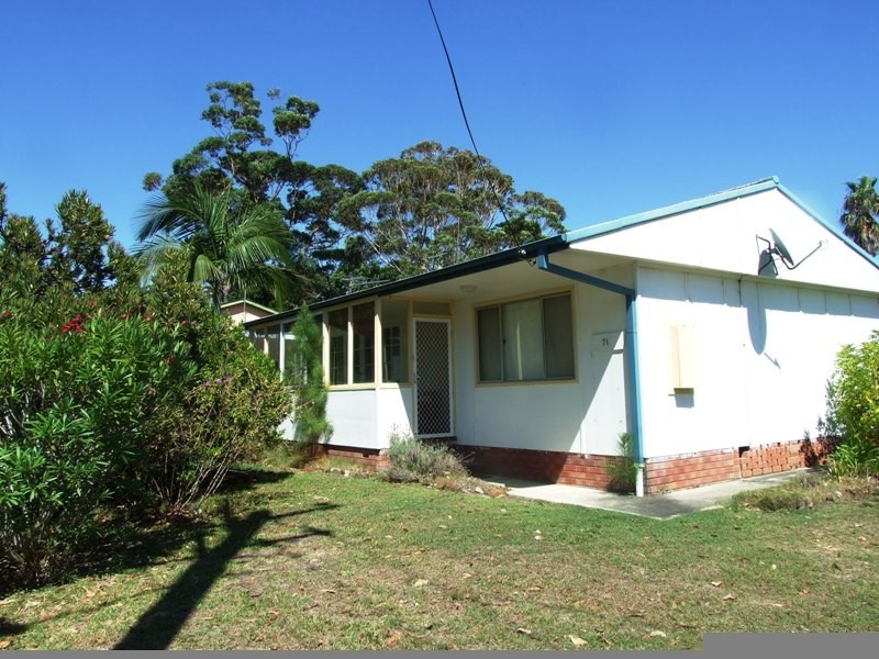 71 Matron Porter Drive, Narrawallee NSW 2539
