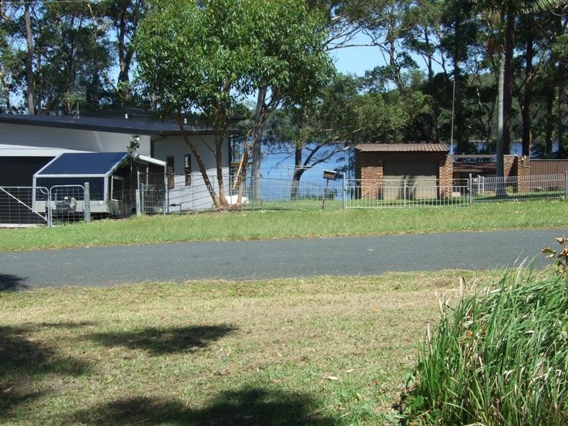 35 James Crescent, Kings Point NSW 2539