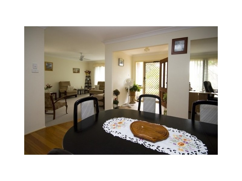 6 Callemondah Close, Narrawallee NSW 2539