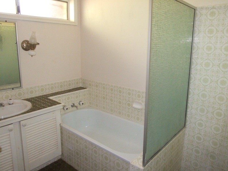 16 Boag Street, Mollymook NSW 2539