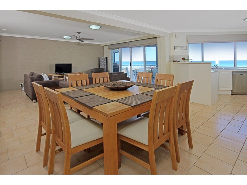 1/1 Golf Avenue, Mollymook Beach NSW 2539