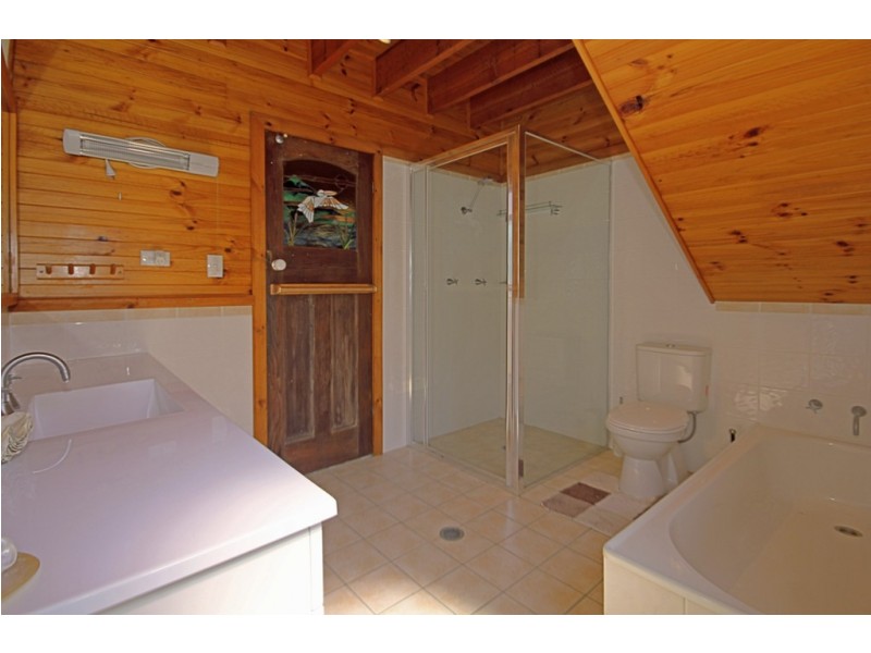 10 Rosemary Ave, Bawley Point NSW 2539