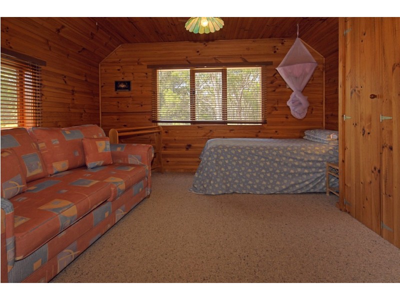 10 Rosemary Ave, Bawley Point NSW 2539