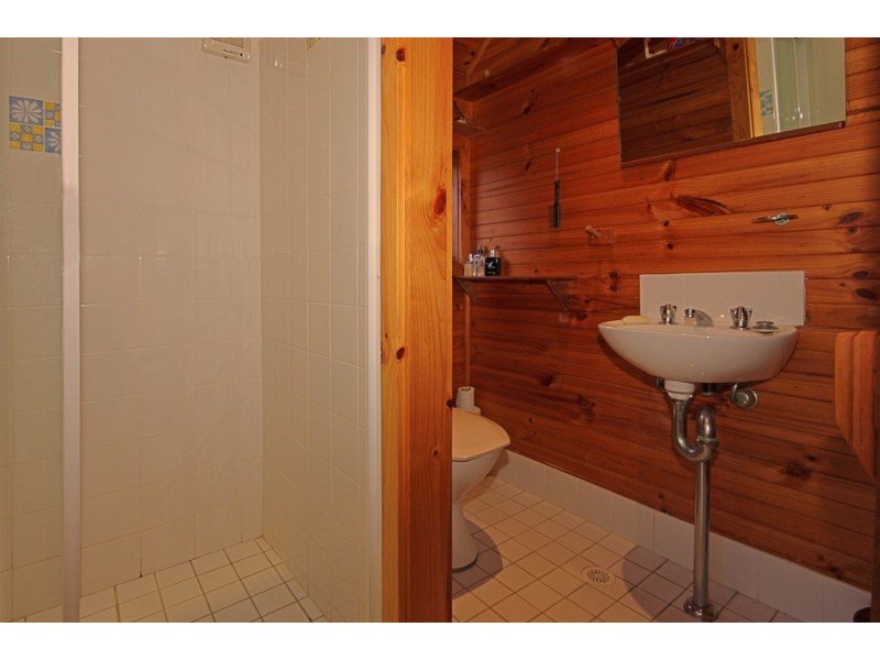 10 Rosemary Ave, Bawley Point NSW 2539