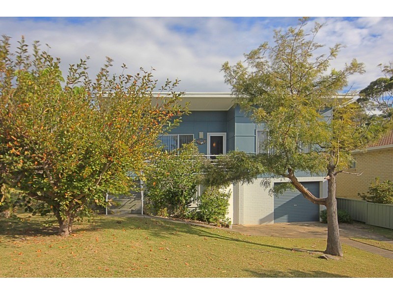 11 Ingold Avenue, Mollymook Beach NSW 2539