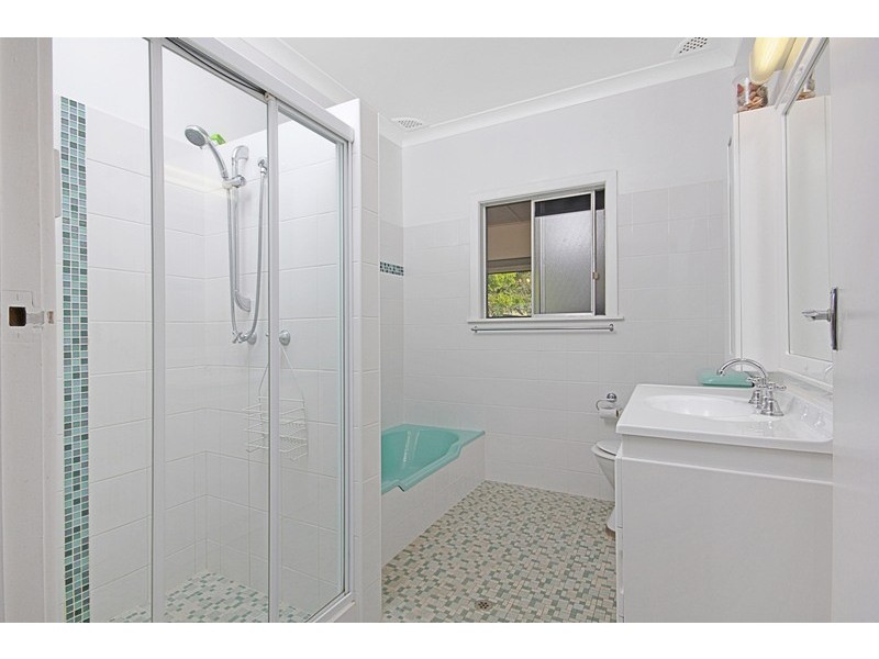 11 Ingold Avenue, Mollymook Beach NSW 2539