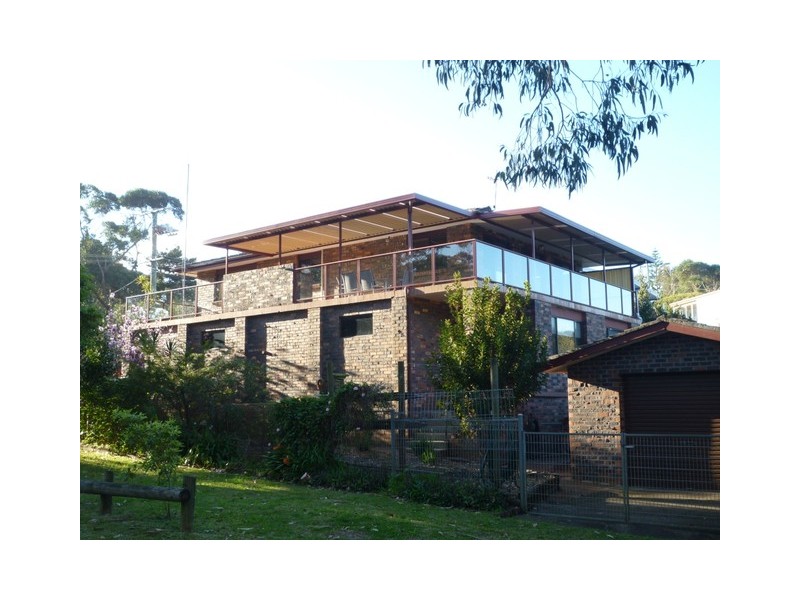 104 Mitchell Parade, Mollymook Beach NSW 2539