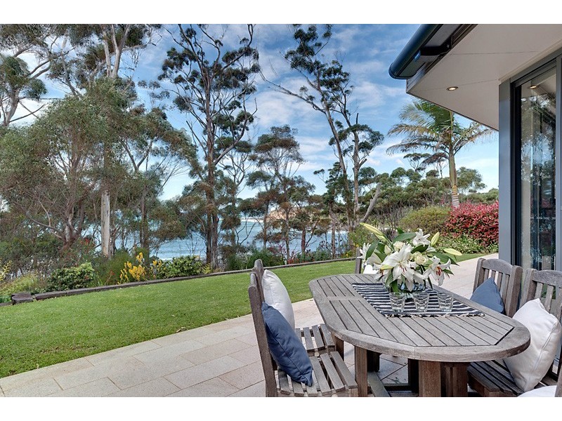 31 Riversdale Avenue, Mollymook NSW 2539
