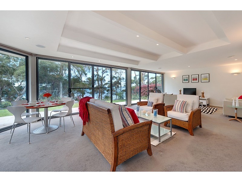 31 Riversdale Avenue, Mollymook NSW 2539