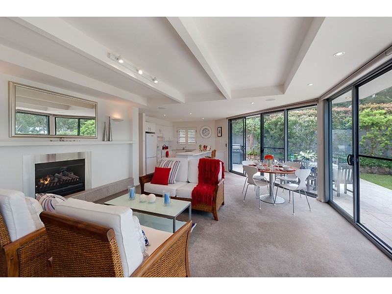 31 Riversdale Avenue, Mollymook NSW 2539