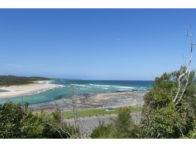 21 Highview Drive, Dolphin Point NSW 2539
