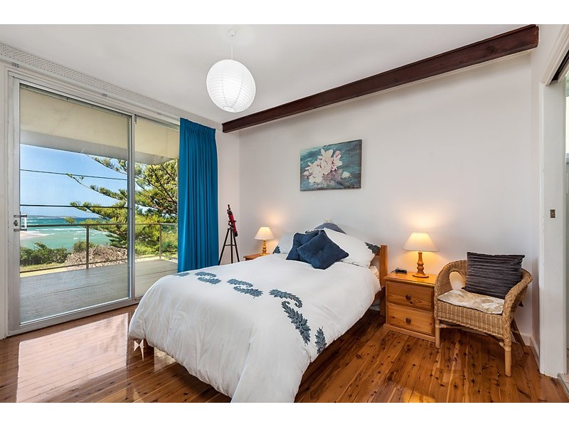 19 Seaside Parade, Dolphin Point NSW 2539