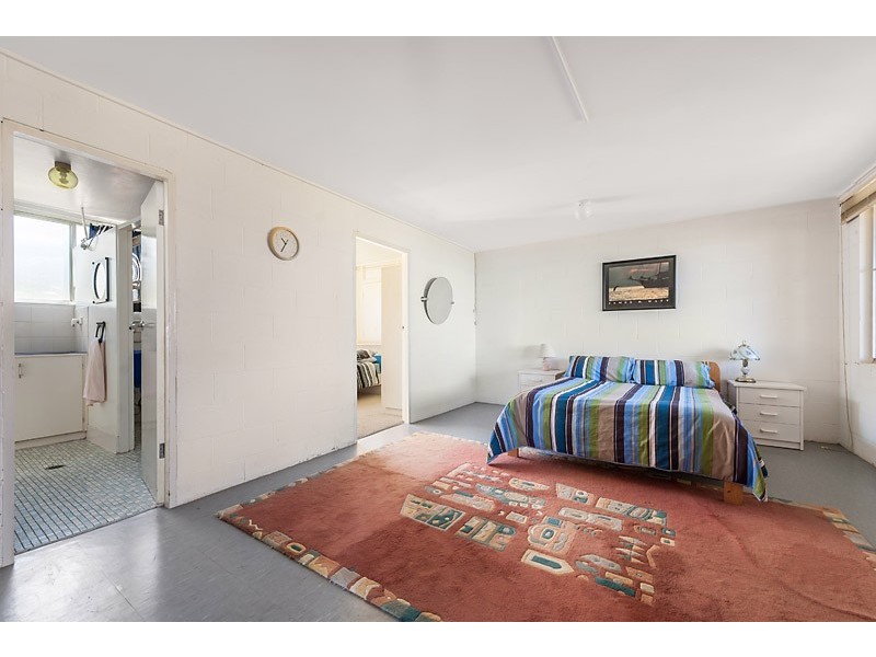 19 Seaside Parade, Dolphin Point NSW 2539