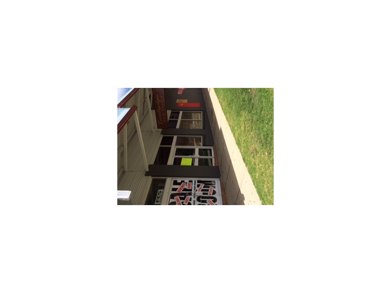 3 118 Princes Highway, Ulladulla NSW 2539