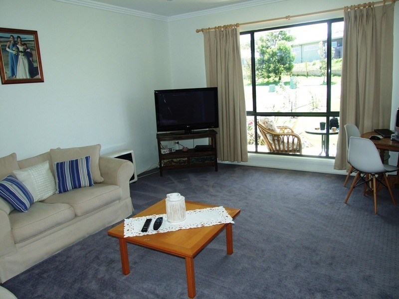 17 Bada Crescent, Dolphin Point NSW 2539