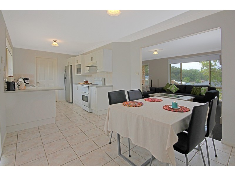 30 Huntingdale Drive, Mollymook NSW 2539