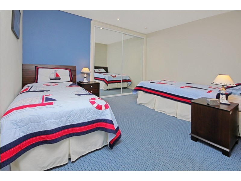 2/57 Mitchell Parade, Mollymook Beach NSW 2539