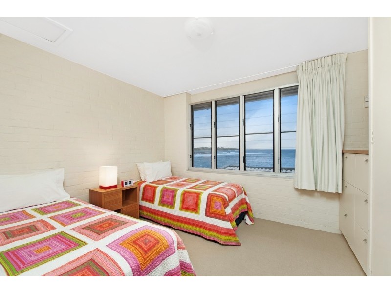 17 Shipton Crescent, Mollymook NSW 2539