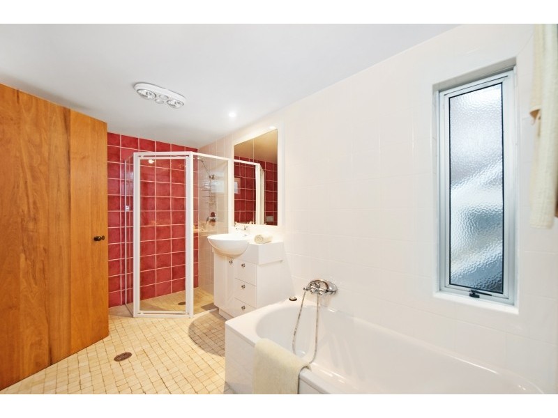 17 Shipton Crescent, Mollymook NSW 2539